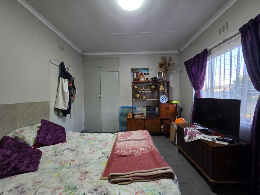 3 Bedroom Property for Sale in Protea Park North West